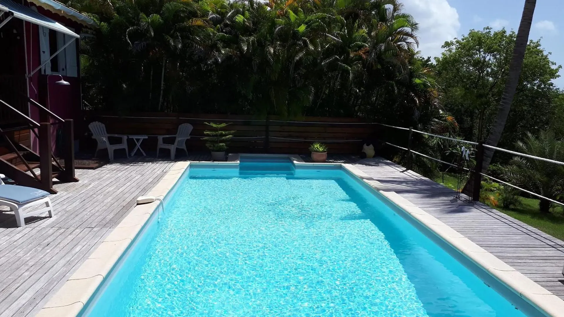 Villa Spacieuse Avec Piscine Privee A Sainte Anne 154 M² Vue Mer