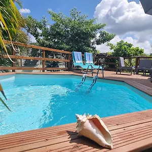 Antillaise De Charme De 3 Et Deux Aménagées Sainte-Anne (Grande-Terre)